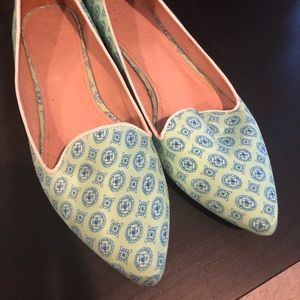 Joie flats